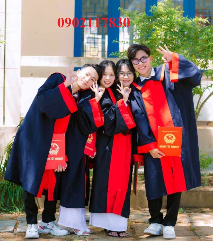 le phuc tot nghiep tieu hoc 